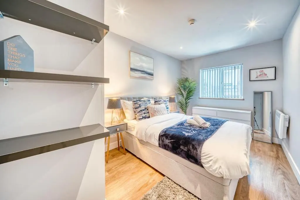Stylish Duplex 2Bed Apartment With Garden 10Min City Cardiff