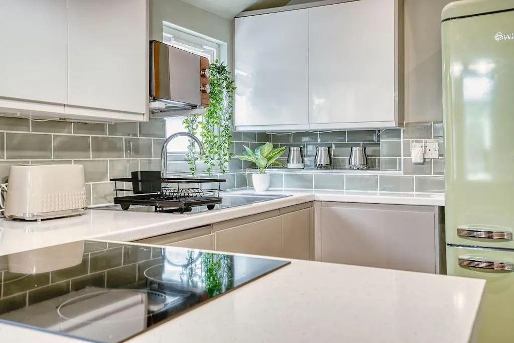 Stylish Duplex 2Bed Apartment With Garden 10Min City Cardiff