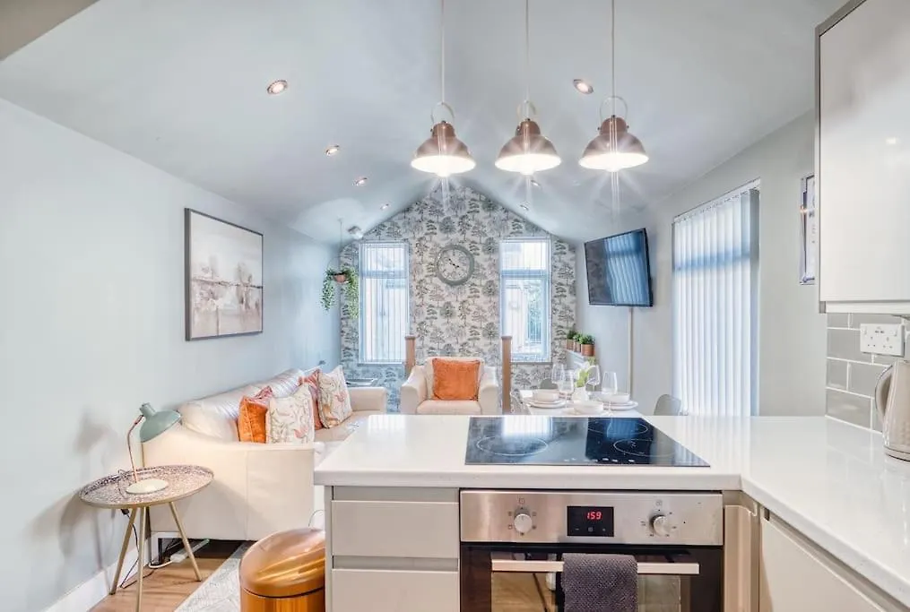 Stylish Duplex 2Bed Apartment With Garden 10Min City Cardiff 0*,